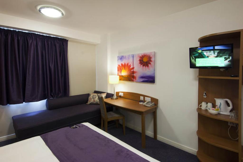 Premier Inn London Hampstead Zewnętrze zdjęcie