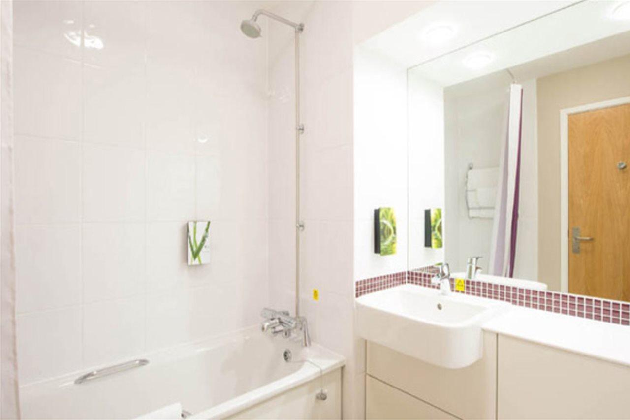 Premier Inn London Hampstead Zewnętrze zdjęcie